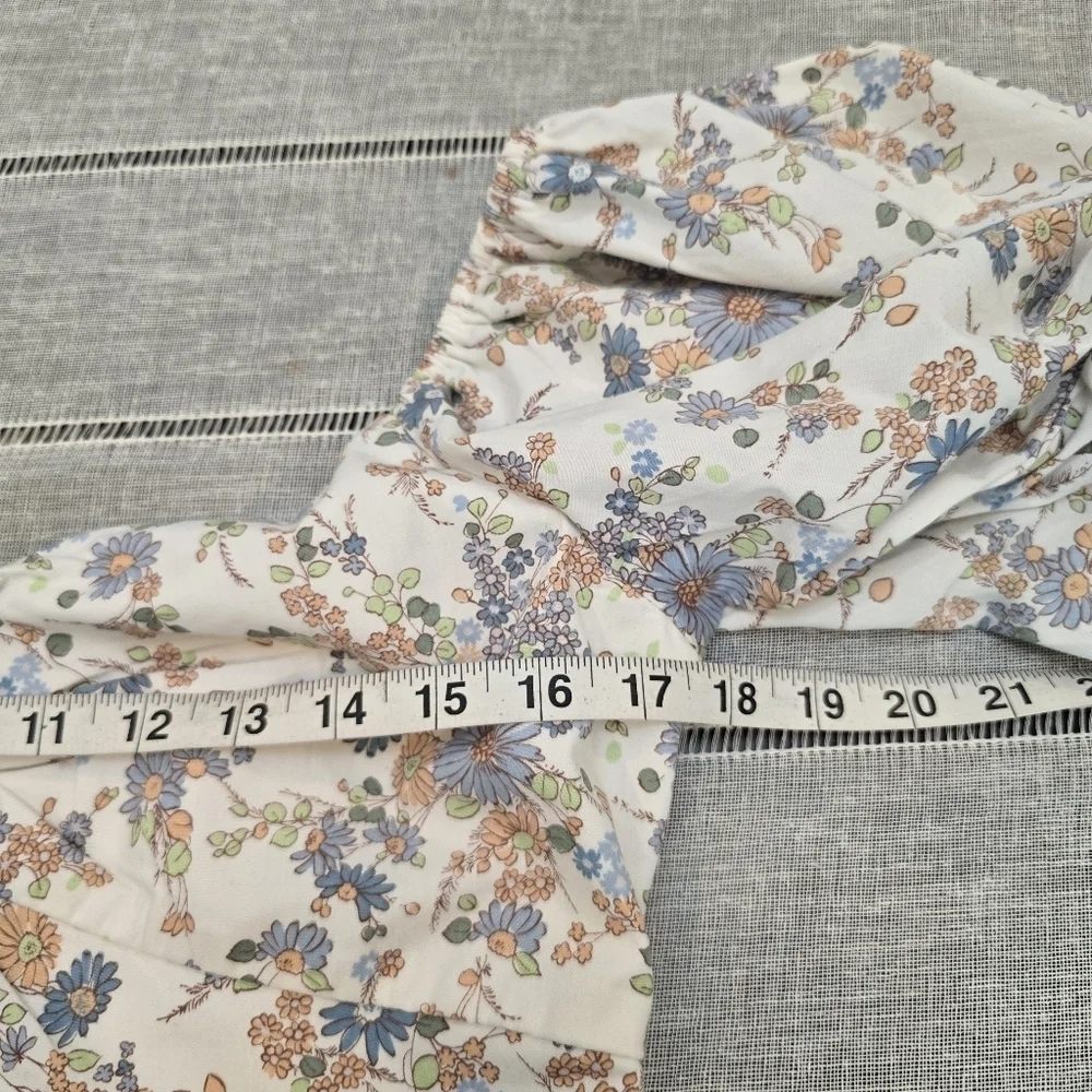 Abercrombie & Fitch Ditsy Floral Lined Puff Ballon Sleeve Crop Top - Size Medium